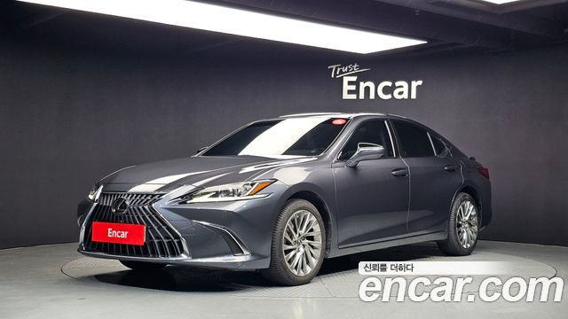 Lexus ES — exterior