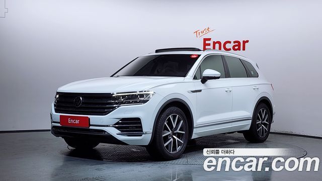 Volkswagen Touareg — exterior
