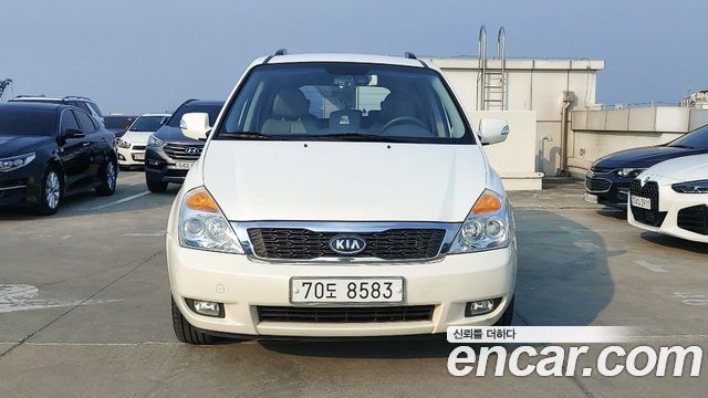 Kia Carnival — exterior