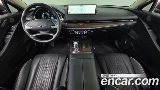 Genesis G80 — interior