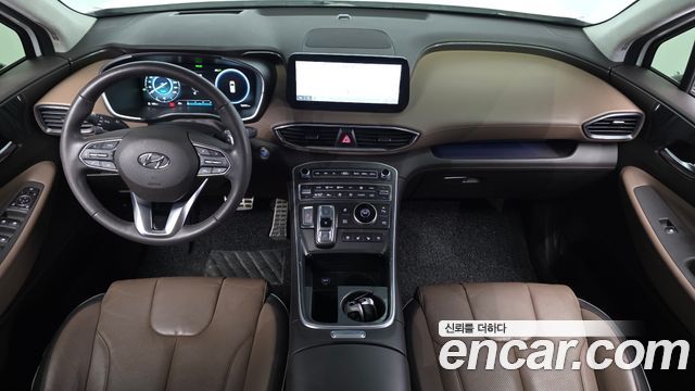 Hyundai Santa Fe — interior