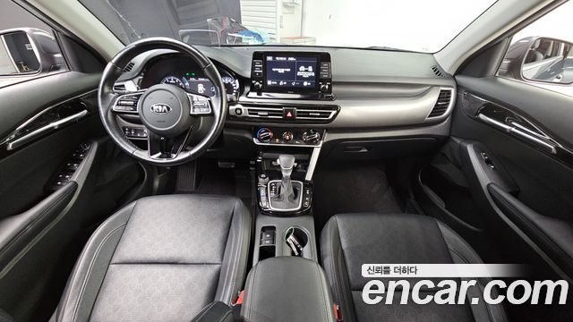 Kia Seltos — interior