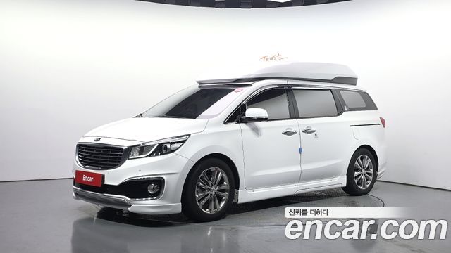 Kia Carnival — exterior
