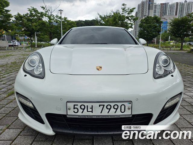Porsche Panamera — exterior