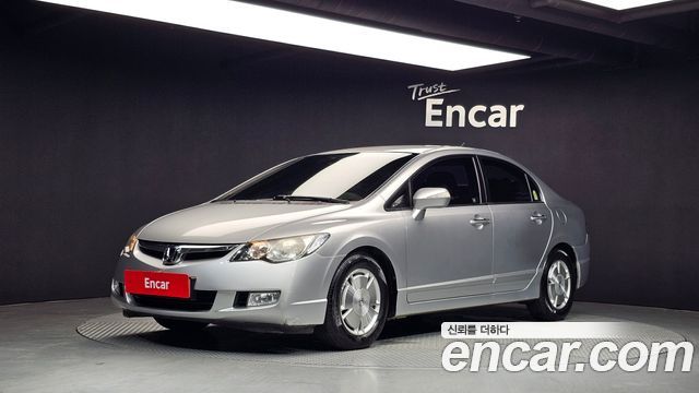 Honda Civic — exterior