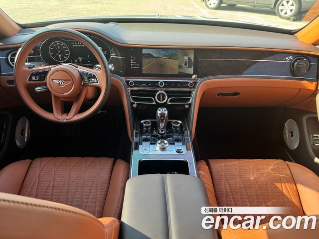 Bentley Flying Spur — interior