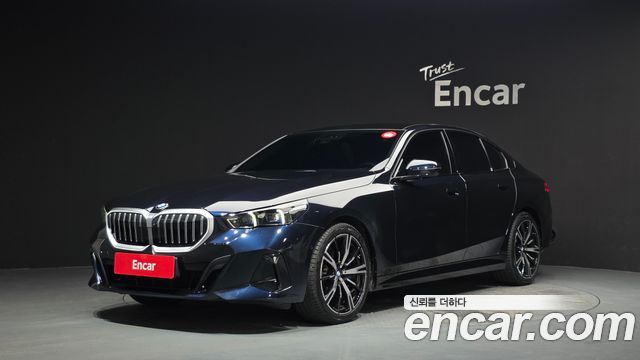 BMW 5 Series — exterior