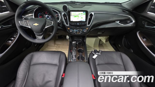 Chevrolet Korea Malibu — interior