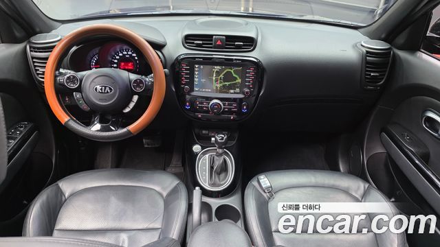 Kia Soul — interior