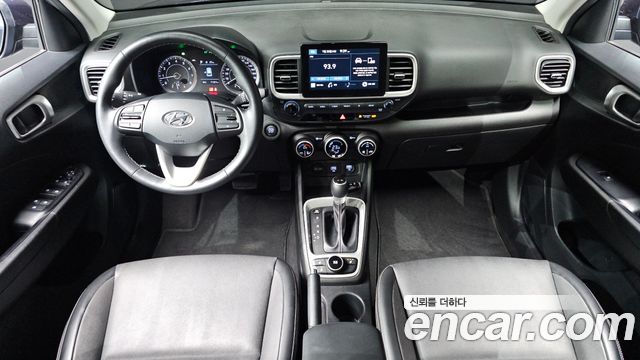 Hyundai Venue — interior