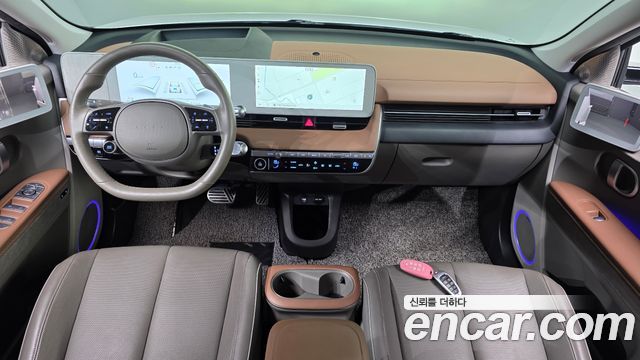 Hyundai IONIQ 5 — interior