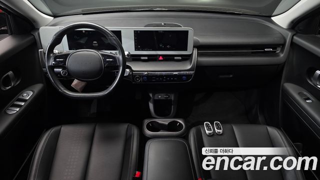 Hyundai IONIQ 5 — interior