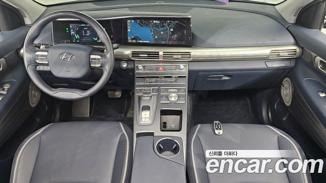 Hyundai Nexo — interior