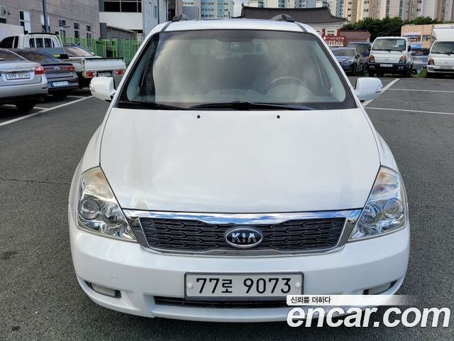 Kia Carnival — exterior