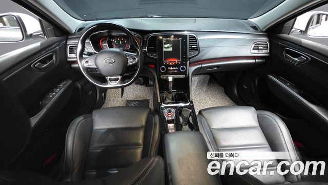 Renault Korea SM6 — interior