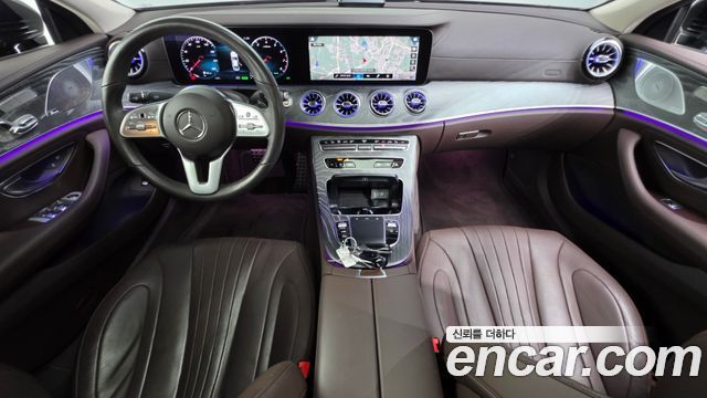 Mercedes-Benz CLS-Class — interior