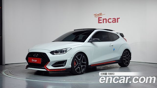 Hyundai Veloster — exterior