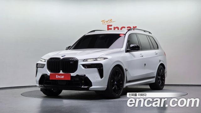 BMW X7 — exterior