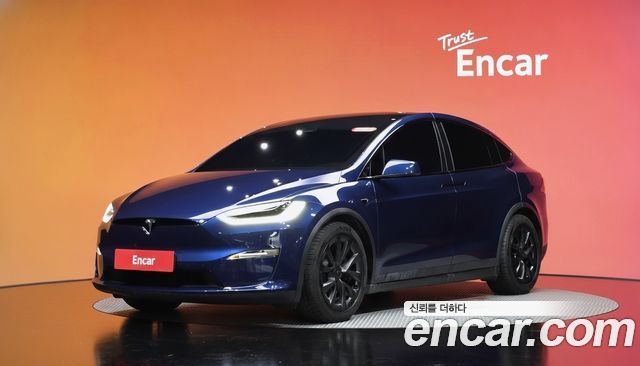 Tesla Model X — exterior