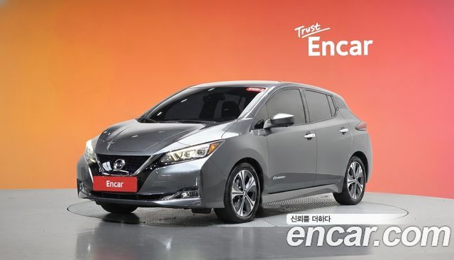 Nissan Leaf — exterior