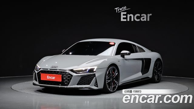 Audi R8 — exterior