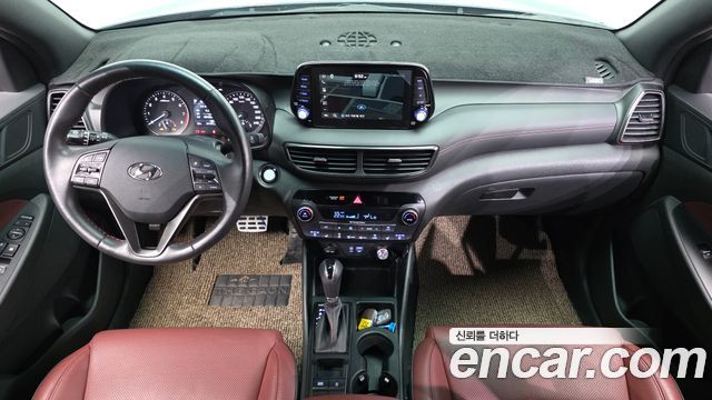 Hyundai Tucson — interior