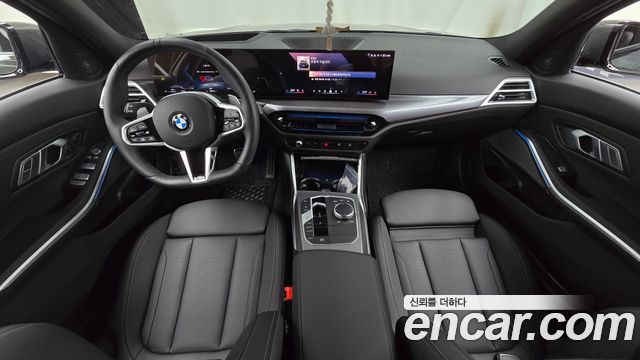 BMW 3 Series — interior