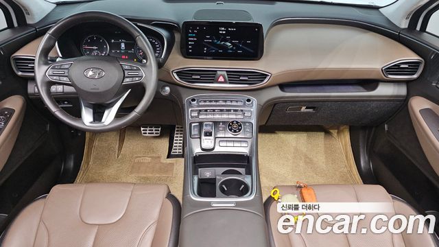 Hyundai Santa Fe — interior