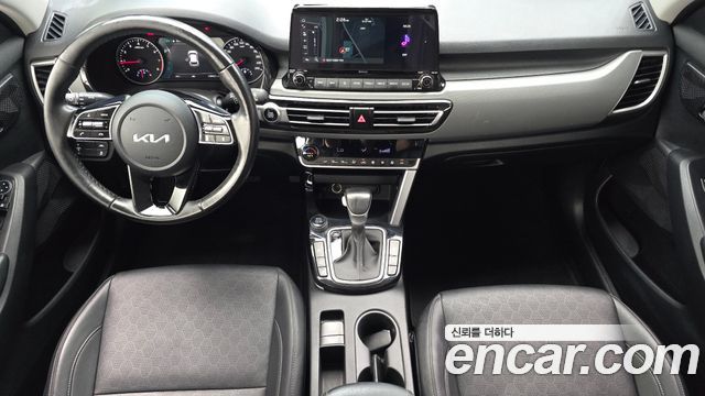 Kia Seltos — interior