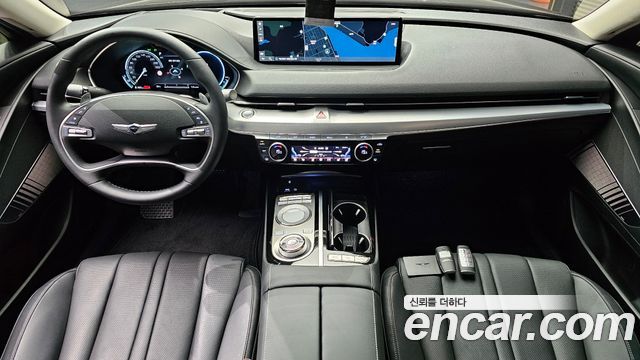 Genesis G80 — interior