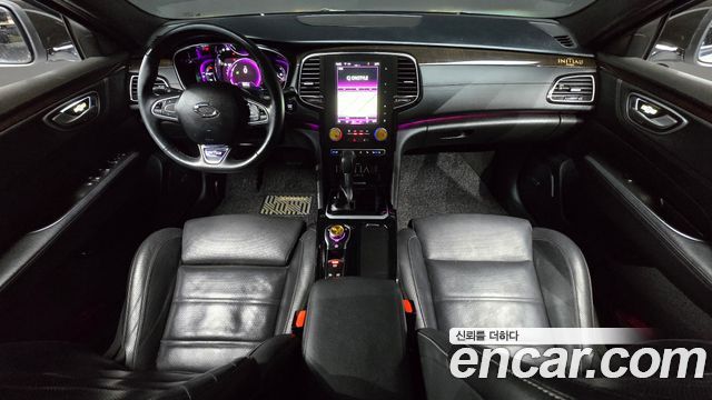 Renault Korea SM6 — interior