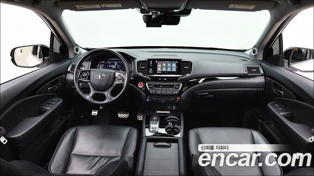 Honda Pilot — interior