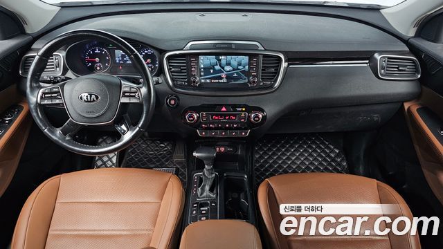 Kia Sorento — interior