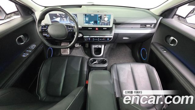 Hyundai IONIQ 5 — interior