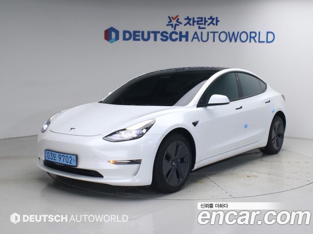 Tesla Model 3 — exterior