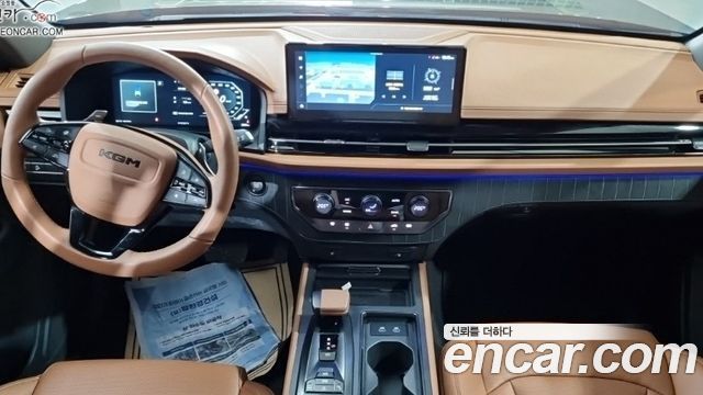 KG Mobility Musso — interior