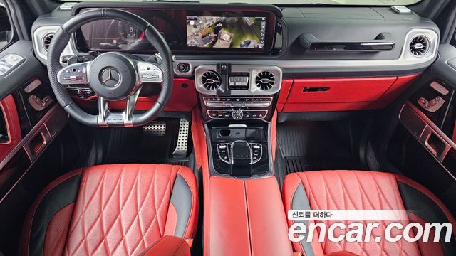 Mercedes-Benz G-Class — interior