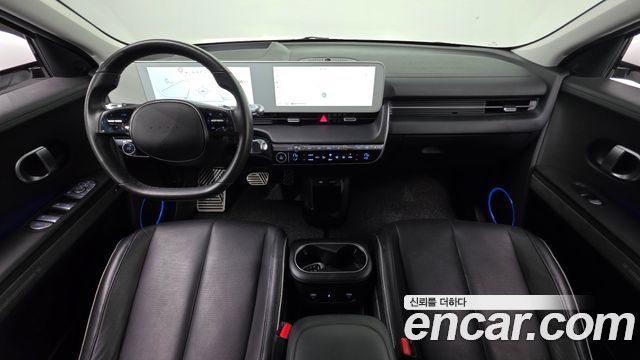 Hyundai IONIQ 5 — interior