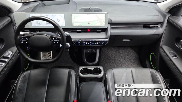 Hyundai IONIQ 5 — interior