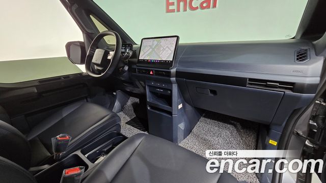 Kia PV5 — interior