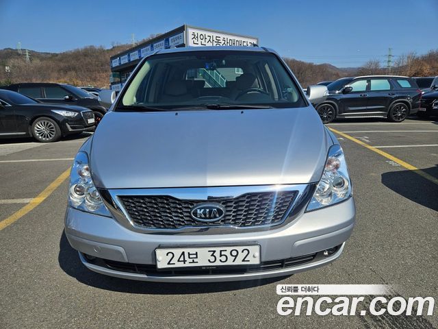 Kia Carnival — exterior