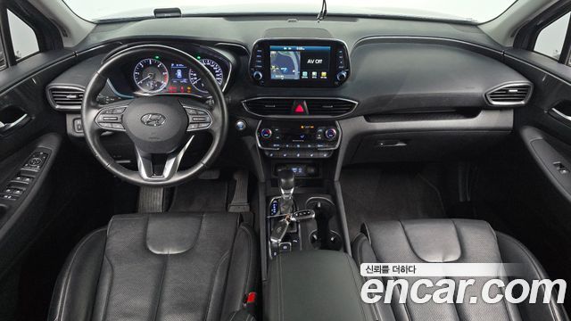 Hyundai Santa Fe — interior