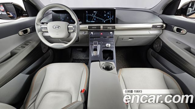 Hyundai Nexo — interior
