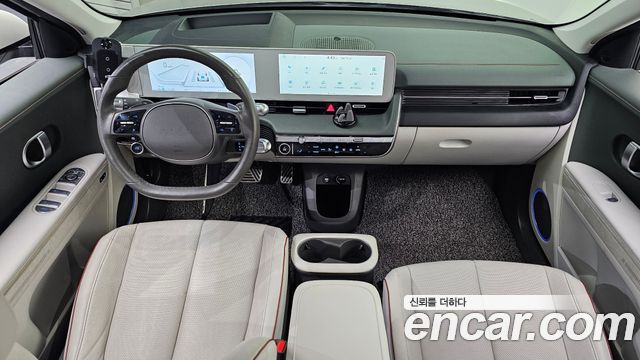 Hyundai IONIQ 5 — interior