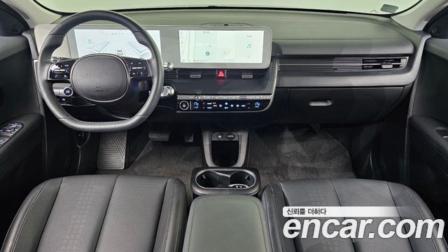 Hyundai IONIQ 5 — interior