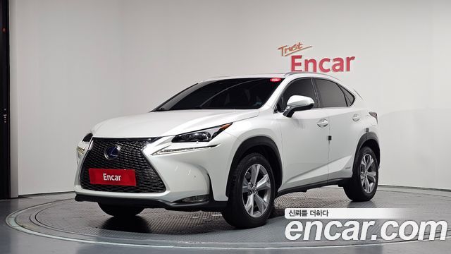Lexus NX — exterior