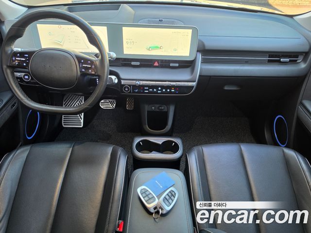 Hyundai IONIQ 5 — interior
