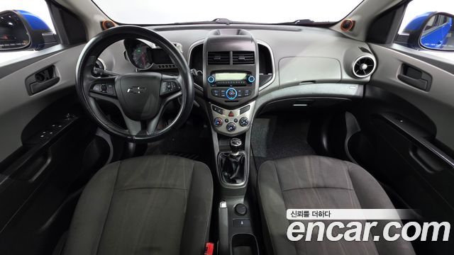 Chevrolet Korea Aveo — interior