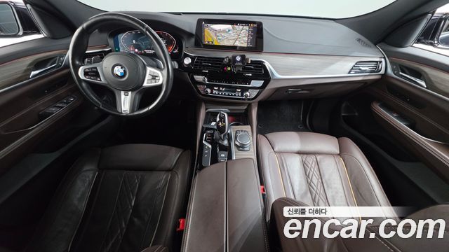 BMW Gran Turismo GT — interior