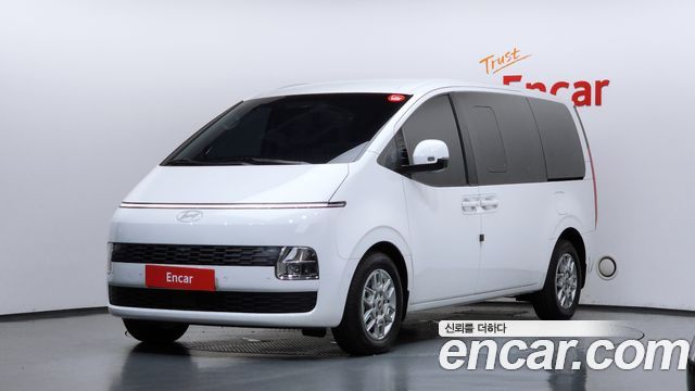 Hyundai Staria — exterior